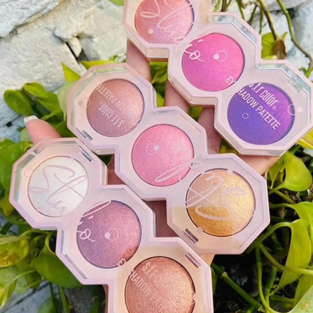 SFR cute blush+Highlight+Eyeshadow (1 pcs )